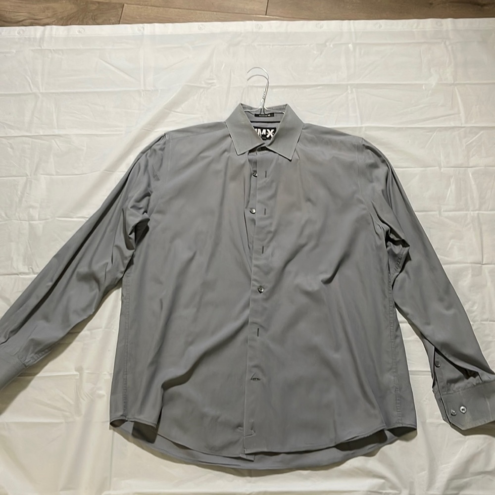 Express 1MX Modern men's button down dress shirt med. grey color Size M
